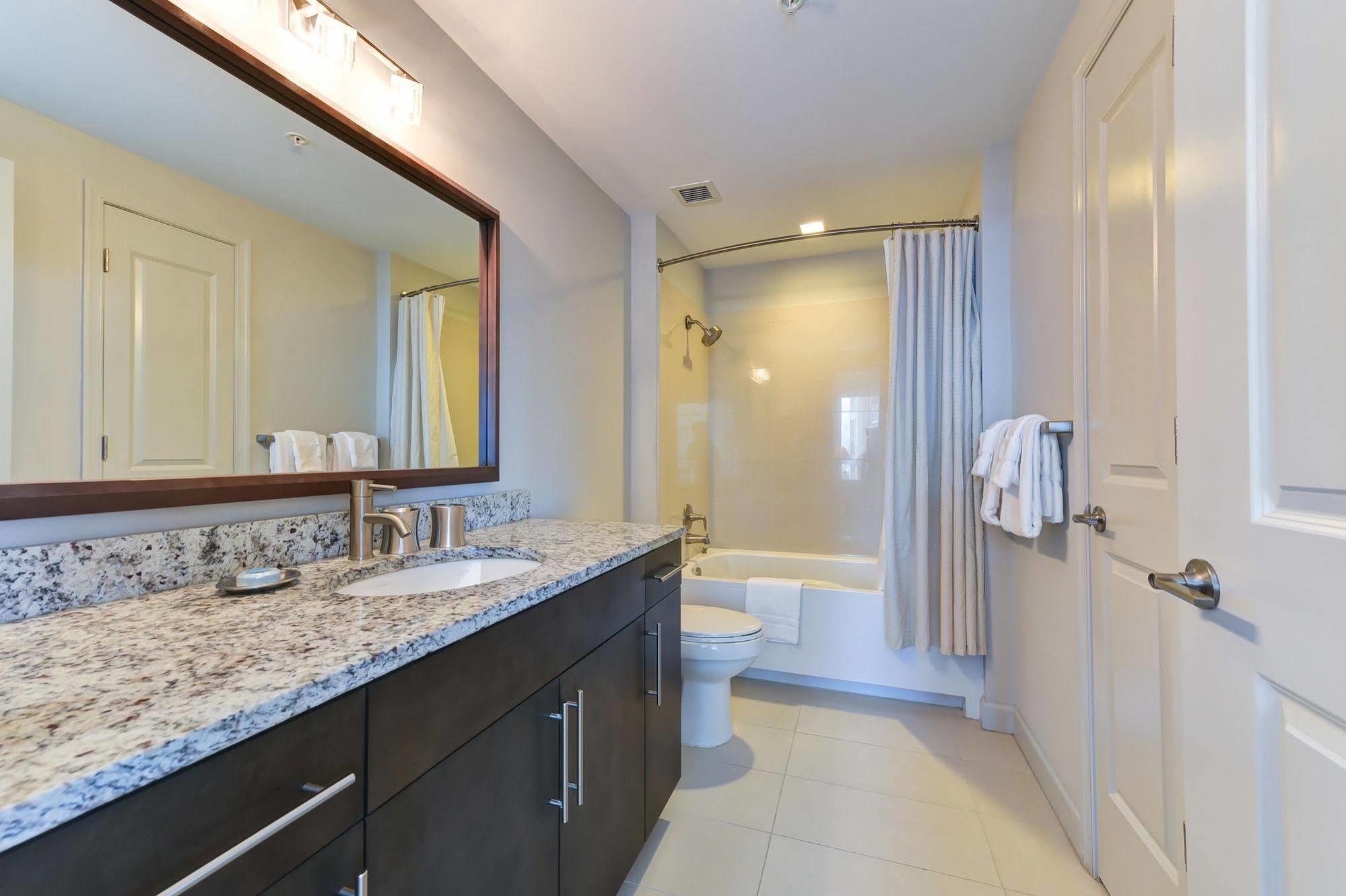 Ovation At Park Crest By Bridgestreet Hotel Tysons Corner Exterior photo
